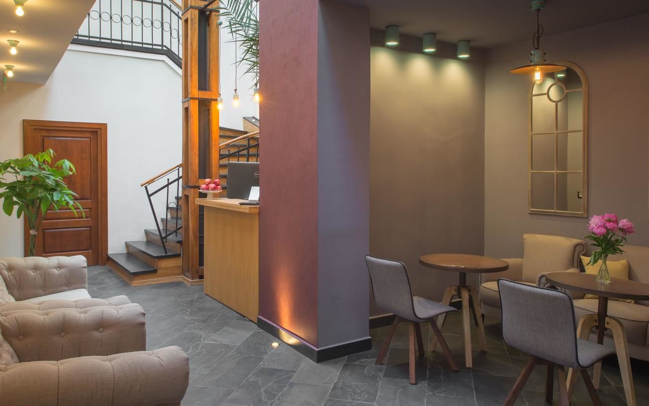 Отель Antler Boutique Hotel Брашов-17