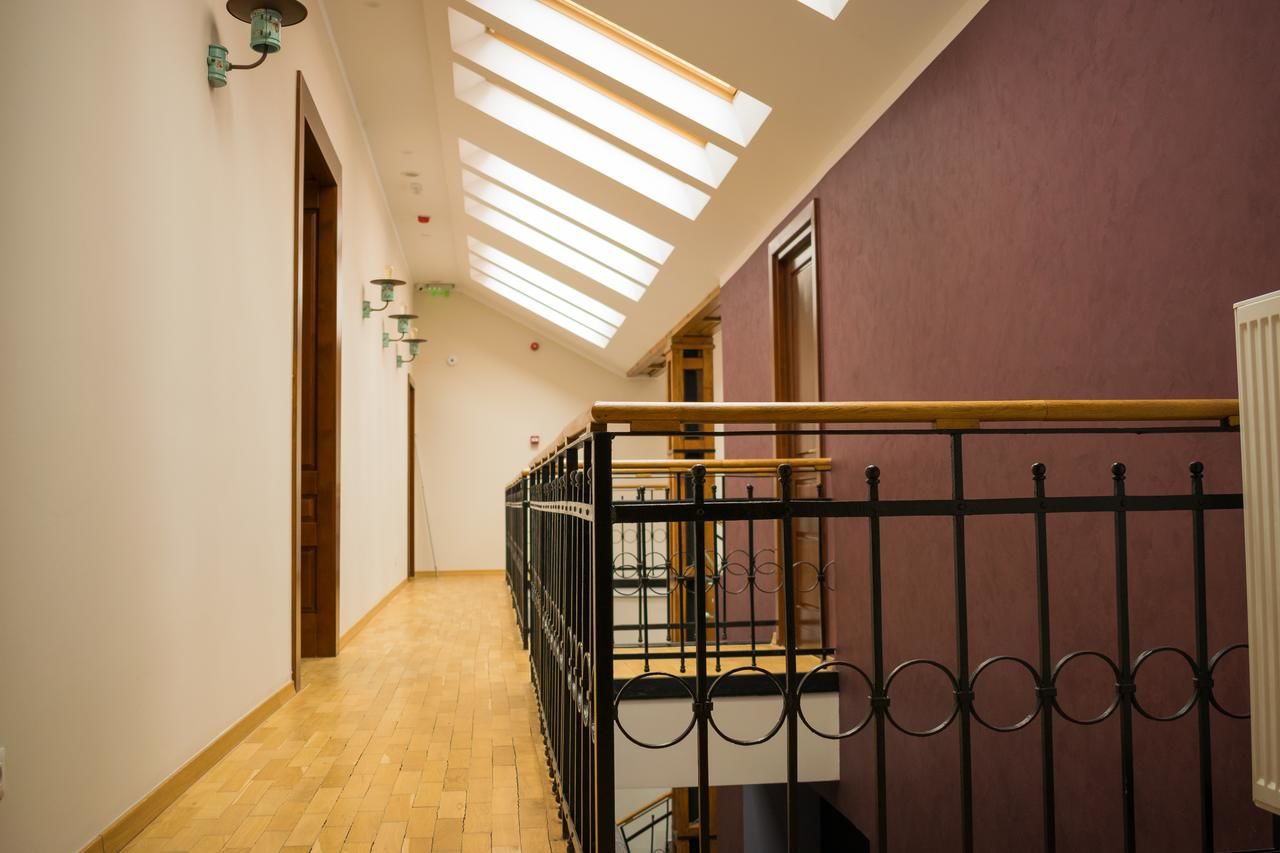 Отель Antler Boutique Hotel Брашов-6