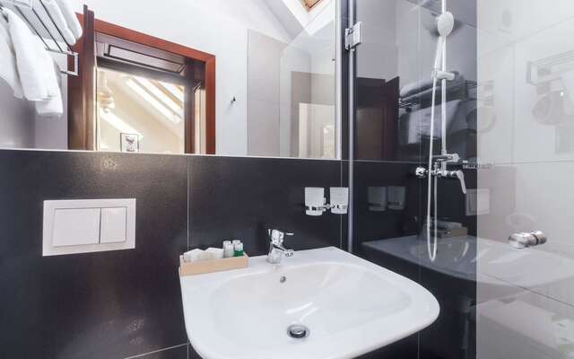 Отель Antler Boutique Hotel Брашов-20